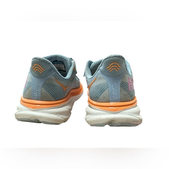 Hoka Clifton 9, size 8.5 D-wide, Airy blue - Picture 5 of 12